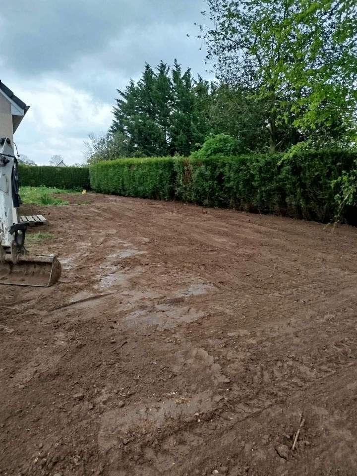 Nivellage pour construction Le Neubourg